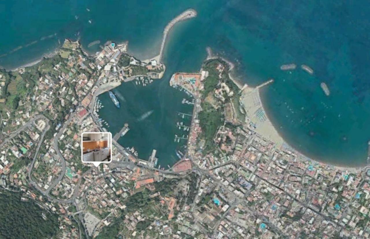 Casette sul Porto Ischia Exterior foto